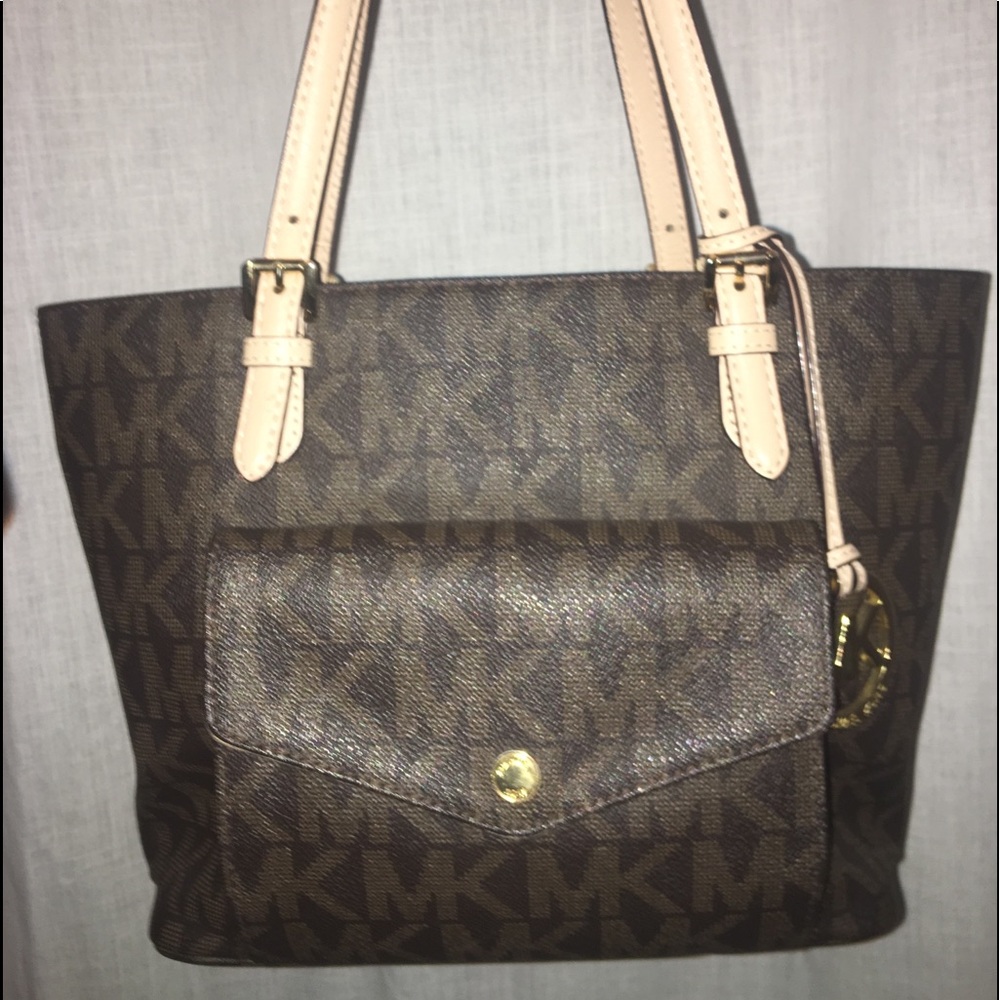 Micheal Kors Purse